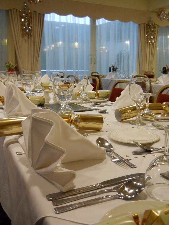 The Chadwick Hotel Литам-Сент-Эннс Экстерьер фото